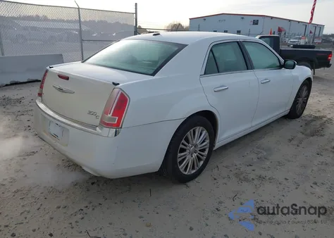 2013 Chrysler 300C Awd from USA, damaged, VIN 2C3CCAKT8DH645258